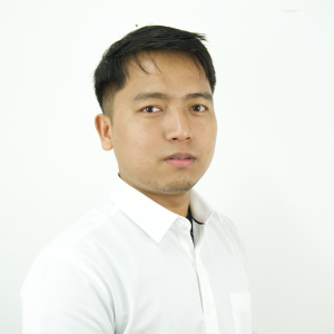 Aron Siang Uk (English teacher) Aron Siang Uk (English teacher)