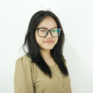 LyLy (Chemistry teacher) LyLy (Chemistry teacher)